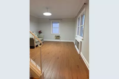 915 N 7th Street, New Hyde Park, NY 11040 - Photo 7