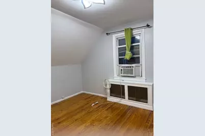 915 N 7th Street, New Hyde Park, NY 11040 - Photo 13