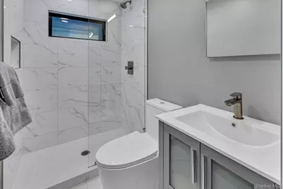 40 Knollwood Drive, Southampton, NY 11968 - Photo 11