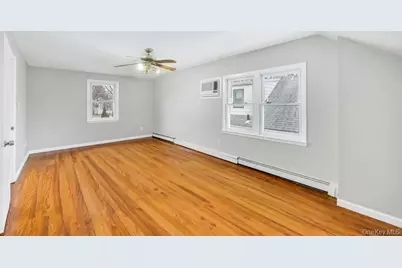 88 Krug Place, Mineola, NY 11501 - Photo 13