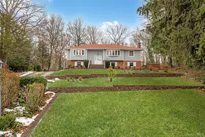 4 Danville Court, Greenlawn, NY 11740 - Photo 1