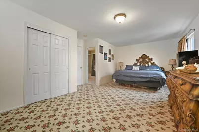 447 Chestnut Street, West Hempstead, NY 11552 - Photo 15