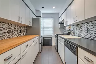 71-36 Little Neck Pkwy, Bellerose, NY 11426 - Photo 5