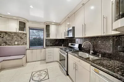 87-67 Chevy Chase, Jamaica, NY 11432 - Photo 13