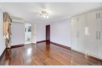 87-67 Chevy Chase, Jamaica, NY 11432 - Photo 19