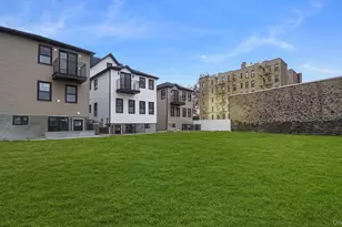 338 E 234th St, Bronx, NY 10470 - Photo 9