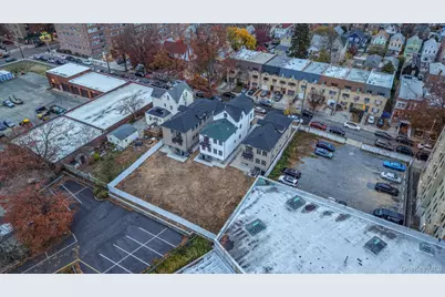 338 E 234th Street, Bronx, NY 10470 - Photo 13