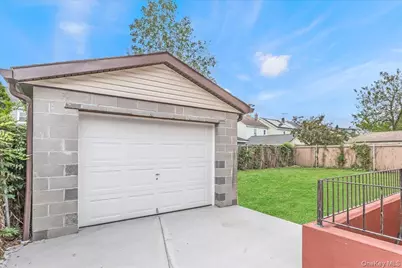 24336 Caney Road, Rosedale, NY 11422 - Photo 29