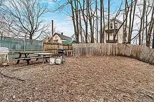 16 Park Pl, Poughkeepsie, NY 12601 - Photo 19