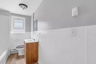 16 Park Pl, Poughkeepsie, NY 12601 - Photo 7