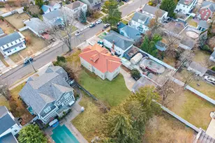 181 Walnut St, Lynbrook, NY 11563 - Photo 37