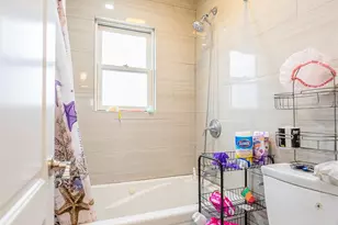 88 Elmwood St, Plainview, NY 11803 - Photo 31