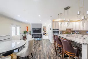 88 Elmwood St, Plainview, NY 11803 - Photo 11