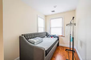 88 Elmwood St, Plainview, NY 11803 - Photo 29