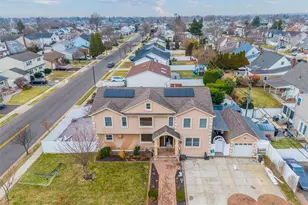 88 Elmwood St, Plainview, NY 11803 - Photo 41