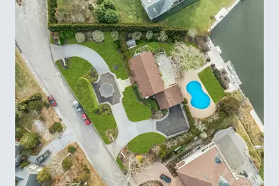 26 Oak Lane, Hampton Bays, NY 11946 - Photo 47