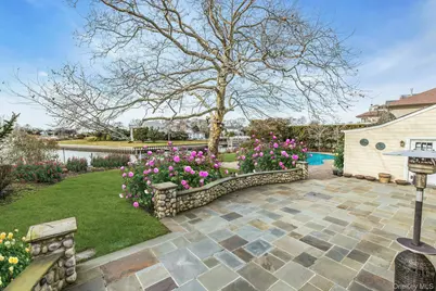 26 Oak Lane, Hampton Bays, NY 11946 - Photo 39