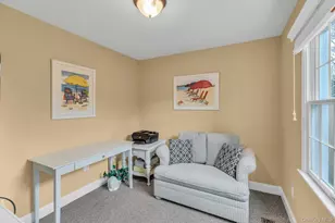 26 Oak Ln, Hampton Bays, NY 11946 - Photo 23