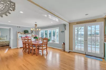 26 Oak Lane, Hampton Bays, NY 11946 - Photo 9