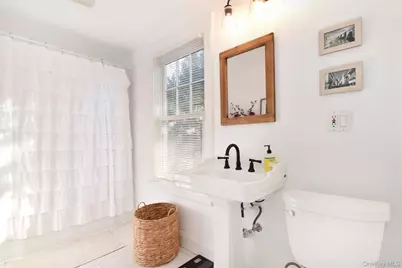 8 Washington Place, Tarrytown, NY 10591 - Photo 17