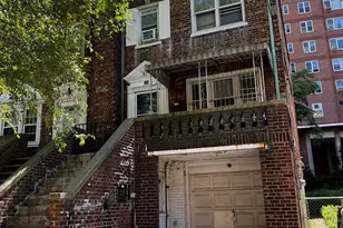 118 Van Cortlandt Ave W, Bronx, NY 10463 - Photo 1