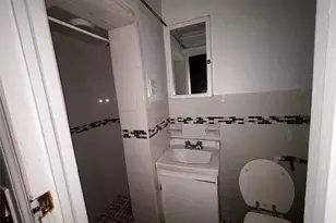 118 Van Cortlandt Ave W, Bronx, NY 10463 - Photo 7