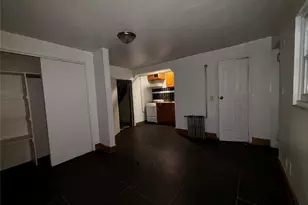 118 Van Cortlandt Ave W, Bronx, NY 10463 - Photo 9