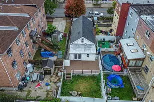 2738 Miles Ave, Bronx, NY 10465 - Photo 21