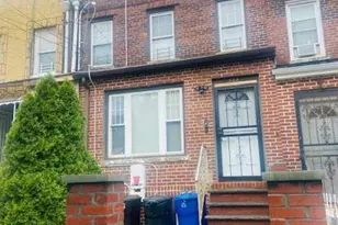 922 E 221st St, Bronx, NY 10469 - Photo 1