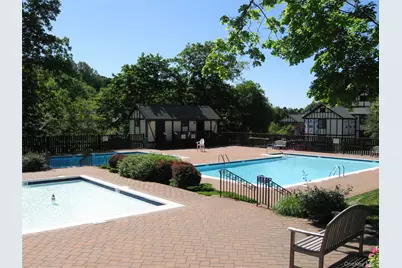 60 Foxwood Drive #2, Pleasantville, NY 10570 - Photo 27