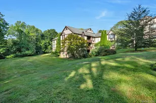 60 Foxwood Dr, Pleasantville, NY 10570 - Photo 3