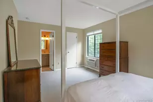 60 Foxwood Dr, Pleasantville, NY 10570 - Photo 19