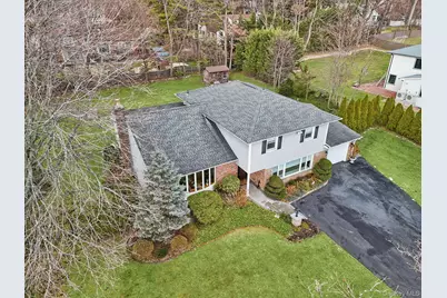 14 Fairway Drive, Great Neck, NY 11020 - Photo 41