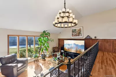 14 Fairway Drive, Great Neck, NY 11020 - Photo 7