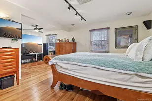 14 Fairway Dr, Great Neck, NY 11020 - Photo 23