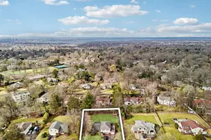 14 Fairway Dr, Great Neck, NY 11020 - Photo 43