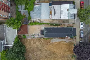 679 E 221st St, Bronx, NY 10467 - Photo 27