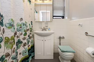 226-26 Union Turnpike, Oakland Gardens, NY 11364 - Photo 9