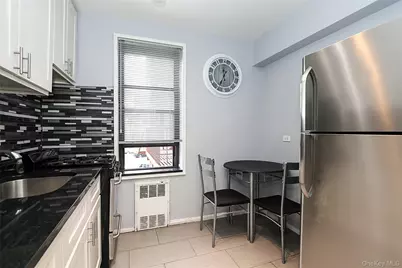 226-26 Union Turnpike #2J, Oakland Gardens, NY 11364 - Photo 7