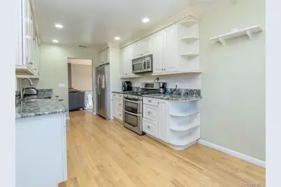 2 Terry Court, Glen Head, NY 11545 - Photo 13