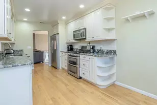 2 Terry Ct, Glen Head, NY 11545 - Photo 13