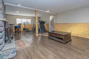 2 Terry Ct, Glen Head, NY 11545 - Photo 23