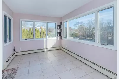 2 Terry Court, Glen Head, NY 11545 - Photo 11