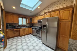 2331 Neptune Ave, Seaford, NY 11783 - Photo 9