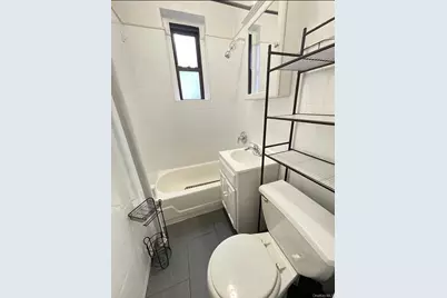 21-06 35th Street #3C, Astoria, NY 11105 - Photo 7