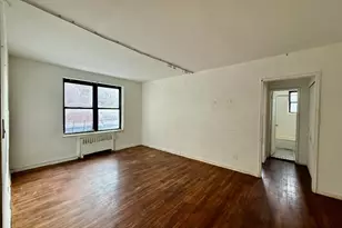 44-10 Macnish, Elmhurst, NY 11373 - Photo 5