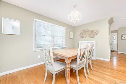 15 Irving Place, Islip Terrace, NY 11752 - Photo 13