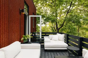 402 Washington St, Hudson, NY 12534 - Photo 3