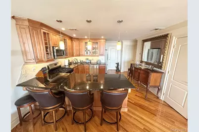 353 W Broadway, Long Beach, NY 11561 - Photo 5