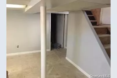 26 Saint Marks Avenue, Rockville Centre, NY 11570 - Photo 3